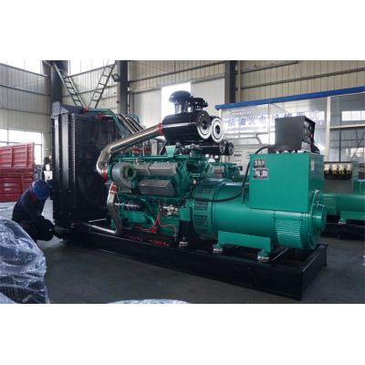 500kw乾能柴油發(fā)電機(jī)組-乾能12缸柴油機(jī)QN25G690D2柴油發(fā)電機(jī)組,缸徑/行程：135/150mm,柴油發(fā)電機(jī)組水冷發(fā)動(dòng)機(jī)功率505KW,柴油發(fā)電機(jī)組配套馬拉松斯坦福發(fā)電機(jī)。廠價(jià)直銷(xiāo)歡迎選購(gòu)：13773399855。